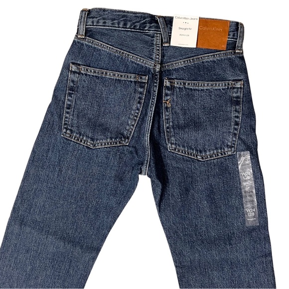 Calvin Klein Straight Fit Jeans - Picture 4 of 4